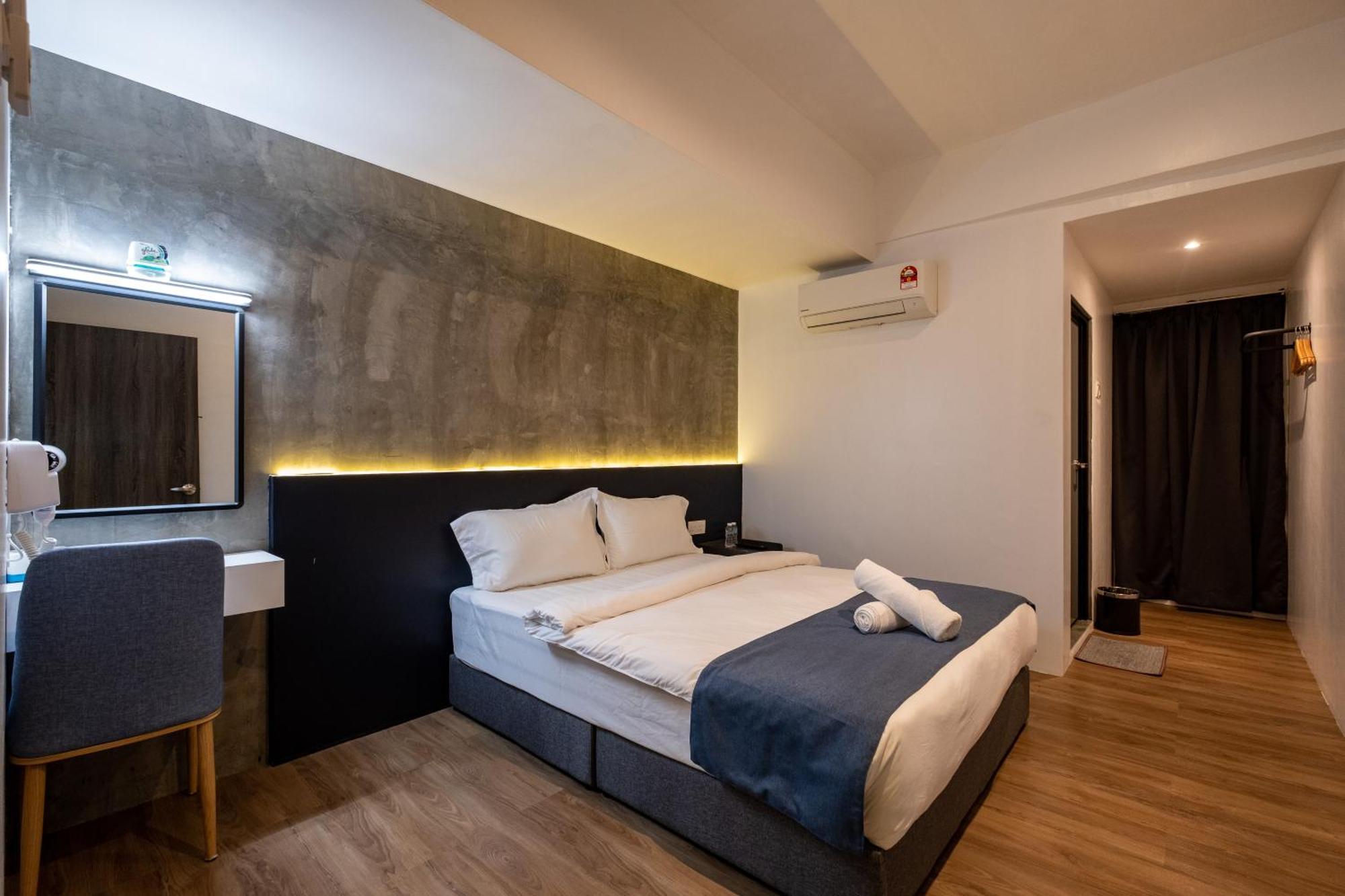 Boutique Hidden Loft Hotel Bukit Mertajam Luaran gambar