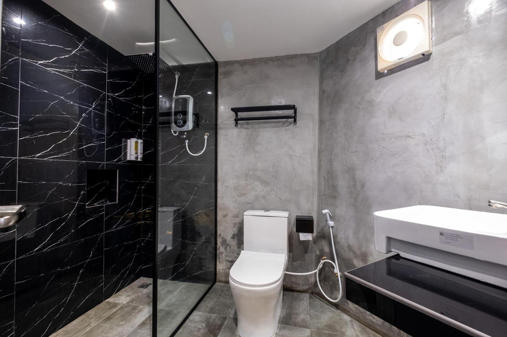 Boutique Hidden Loft Hotel Bukit Mertajam Luaran gambar